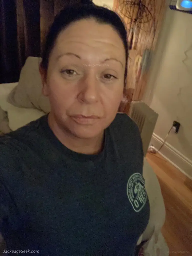 So iT's WeDnEsDAY wAnNa Be bUdDiEs in Cleveland – Women Seeking Men photo 5