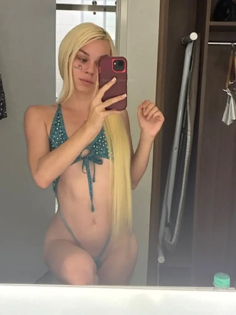 BLONDE BOMBSHELL in Cleveland – Women Seeking Men photo 2