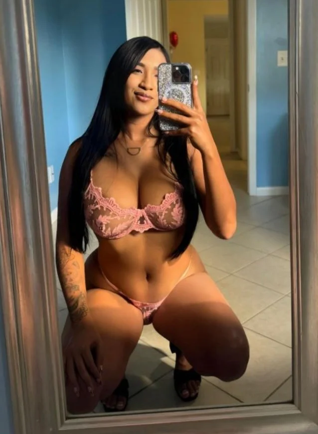 Super exotic great personality amazing hygiene I m here for... in Colorado Springs – Women Seeking Men photo 2