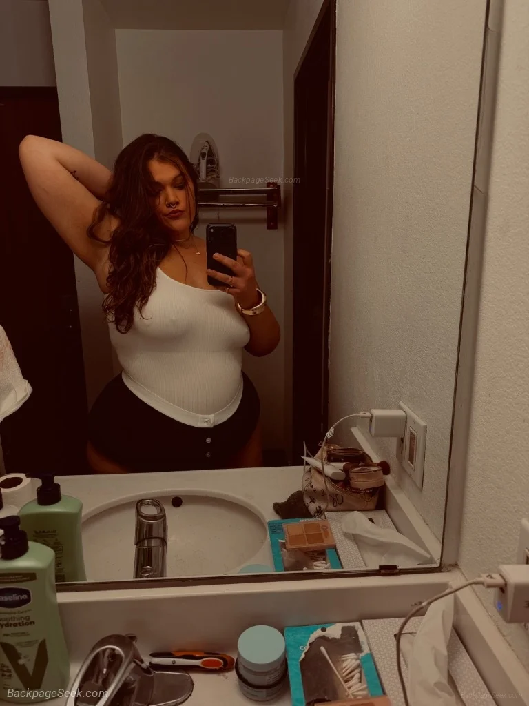 Your new favorite regular in Colorado Springs – Women Seeking Men photo 6