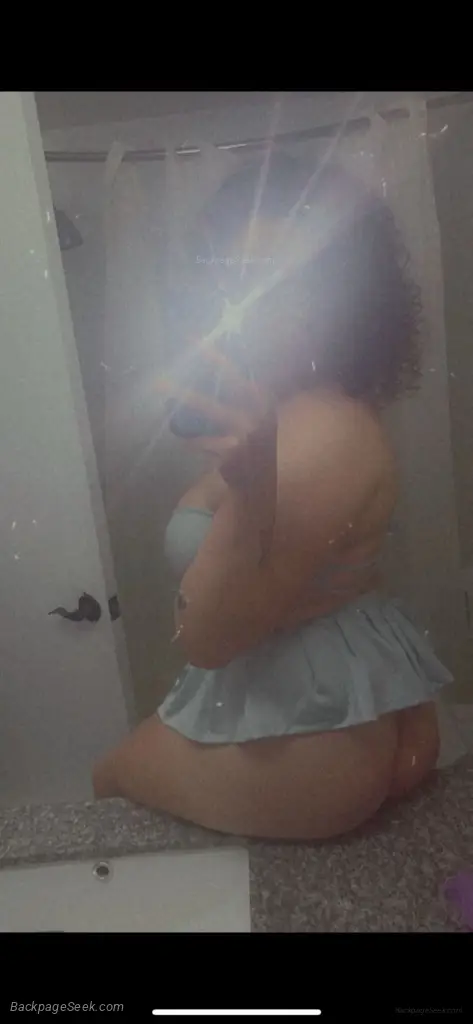 LAST DAY HERE COME SEE YOUR FAMOUS DEEP THROATER AND THE WET... in Colorado Springs – Women Seeking Men photo 4