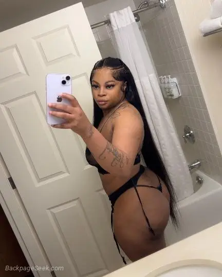 Ts Exotic Katiee 9 Inches Of Cock onlyfans famous One and on... in Columbus – Women Seeking Men photo 2