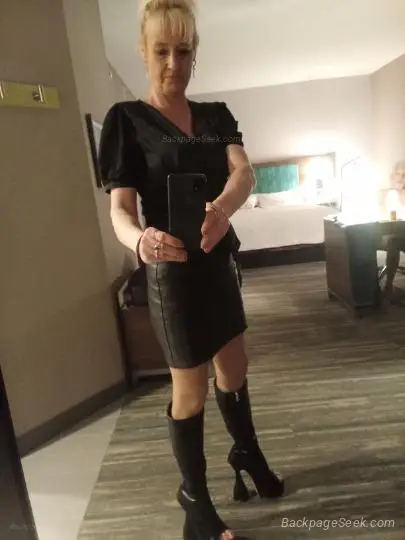Mlf Blonde spinner Bombshell in Columbus – Women Seeking Men photo 3