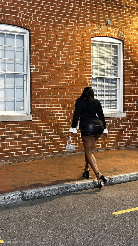 DesignerPxxxx in Columbus – Women Seeking Men photo 5