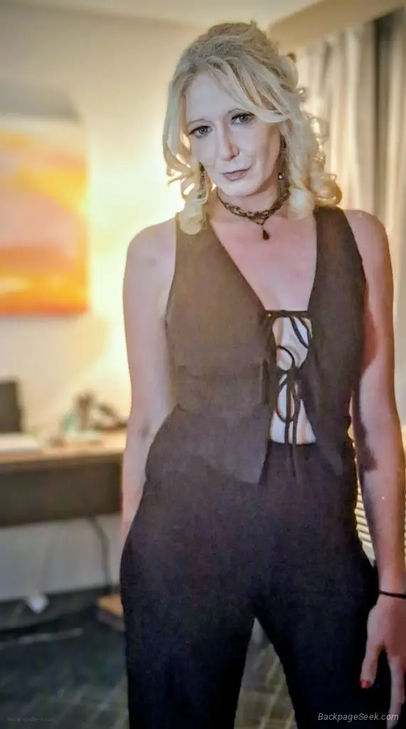 I'm available all day till Monday