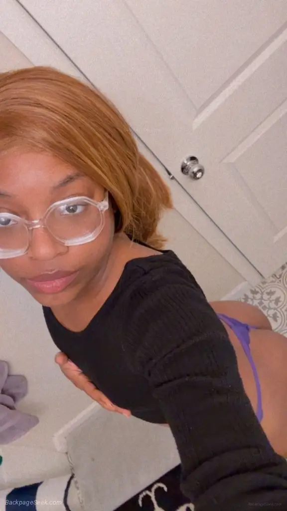 Cum Fuck Me who's horny Cum over and play DONT MISS OUT!! party favors
