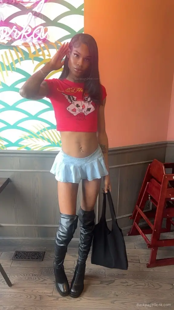 6'2 9 TS STALLION READ RATES LAKEWOOD in Denver – Women Seeking Men photo 3