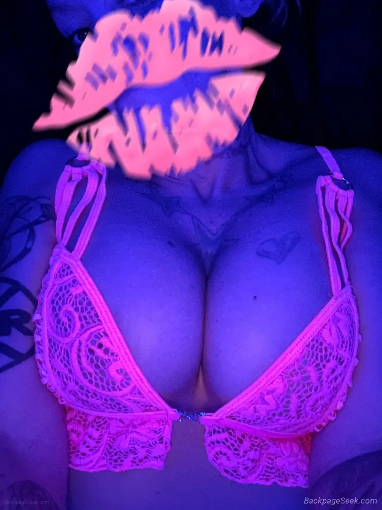 im real and im available in Denver – Women Seeking Men photo 2