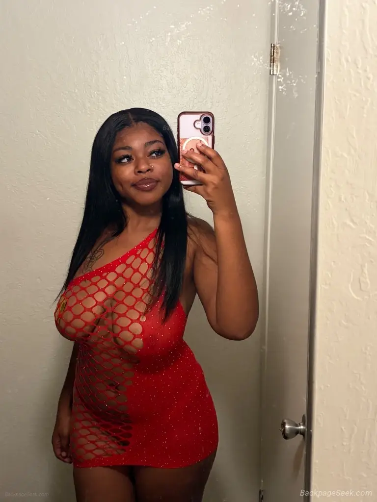 FUN AND SEXY FRIEND READY to make your day Let me satisfy yo... in Denver – Women Seeking Men photo 4