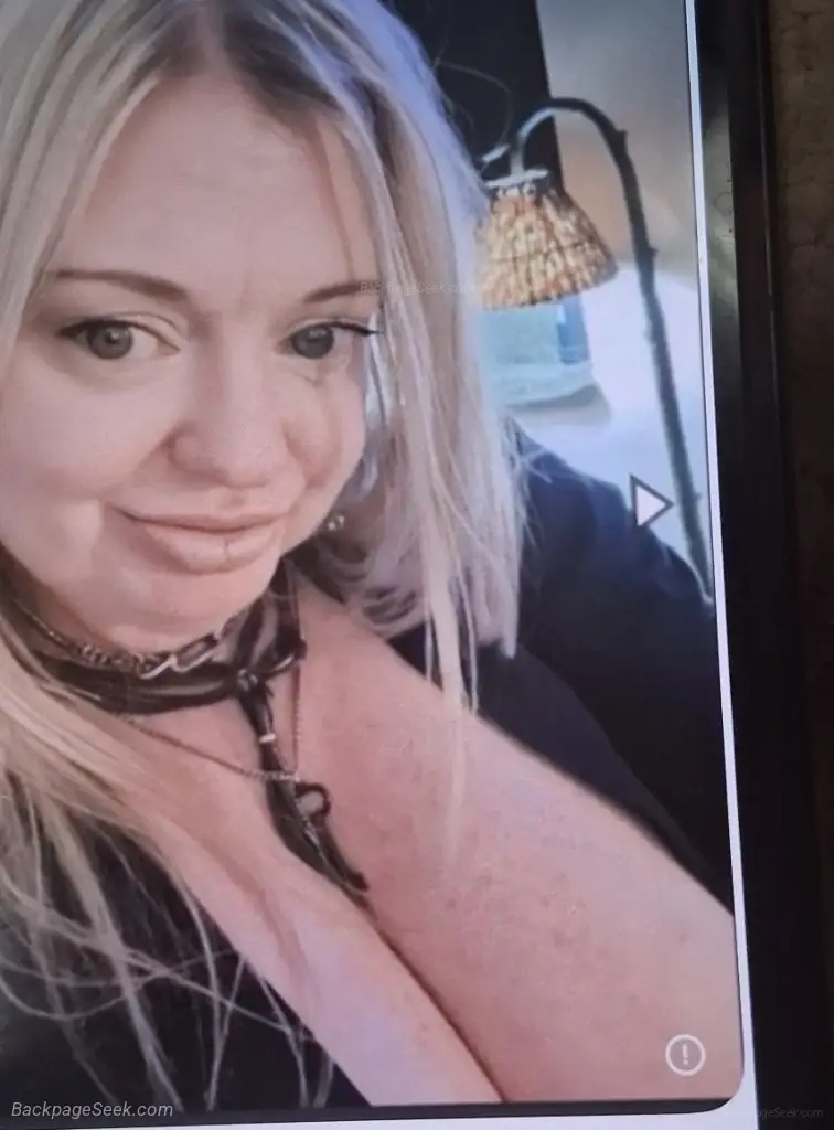 new to iowa petite cute southern galAsk me about my SPECIAL in Des Moines – Women Seeking Men photo 2