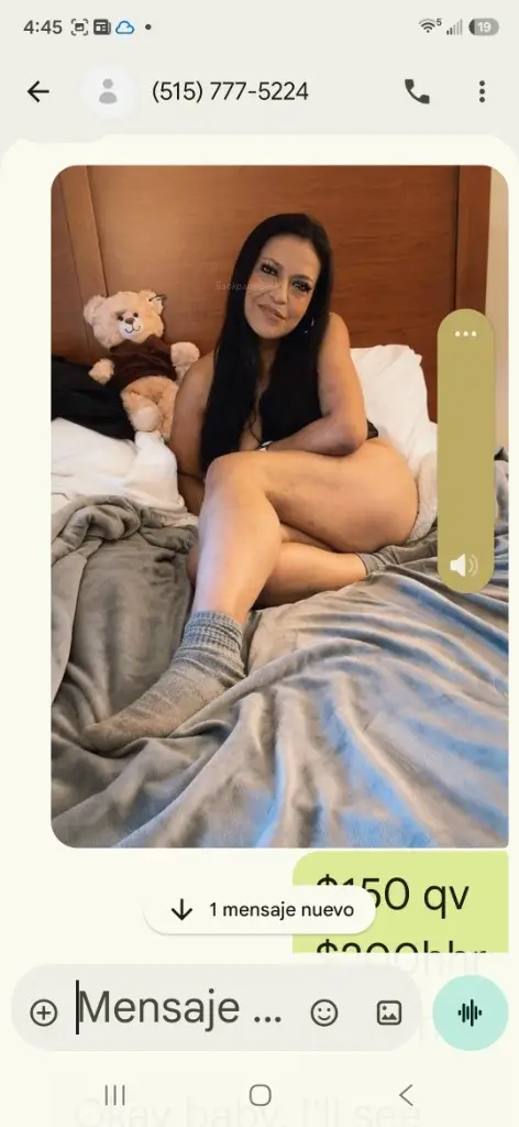 Beautiful Latina waiting to make all your fanta especia desi... in Des Moines – Women Seeking Men photo 6