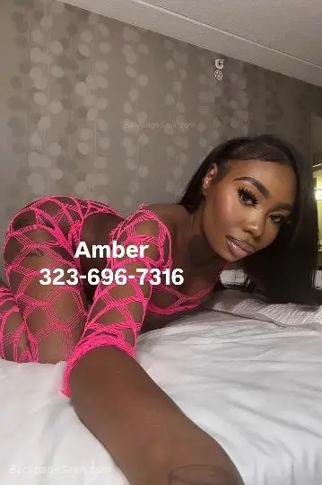 Petite Amber Last day in Town Discreet Upscale Incall in Sou... in Detroit – Women Seeking Men photo 3