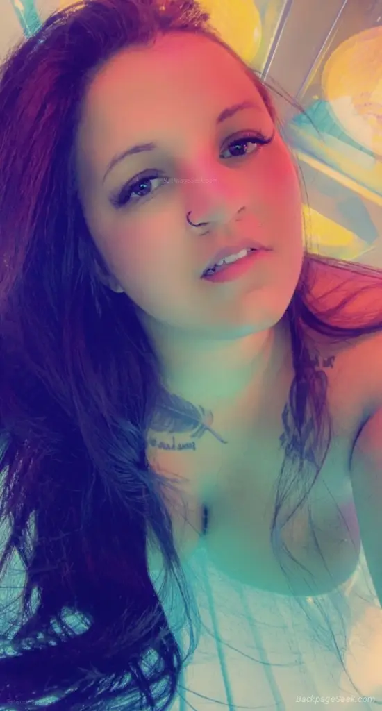BRAND NEW BITCH SHE FROM OUT OF TOWN LEXXII ONE HELLO YOU LL in Detroit – Women Seeking Men photo 5