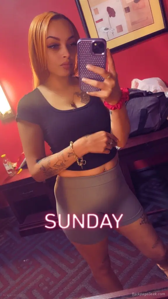YALL FAV LIGHTSKIN IN TOWN GIVIN DEALS in Detroit – Women Seeking Men photo 2