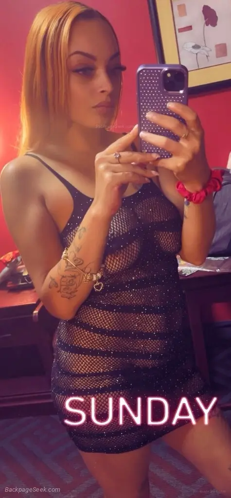 YALL FAV LIGHTSKIN IN TOWN GIVIN DEALS in Detroit – Women Seeking Men photo 6