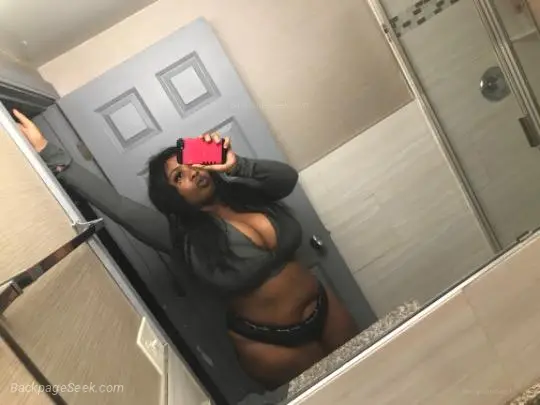 HEAD ONLY JUICYY DIOR AVAILABLE ei g in Detroit – Women Seeking Men photo 4