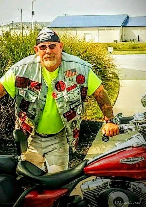 Master of the oral arts looking for someone to eat in Eastern Shore – Men Seeking Women photo 4