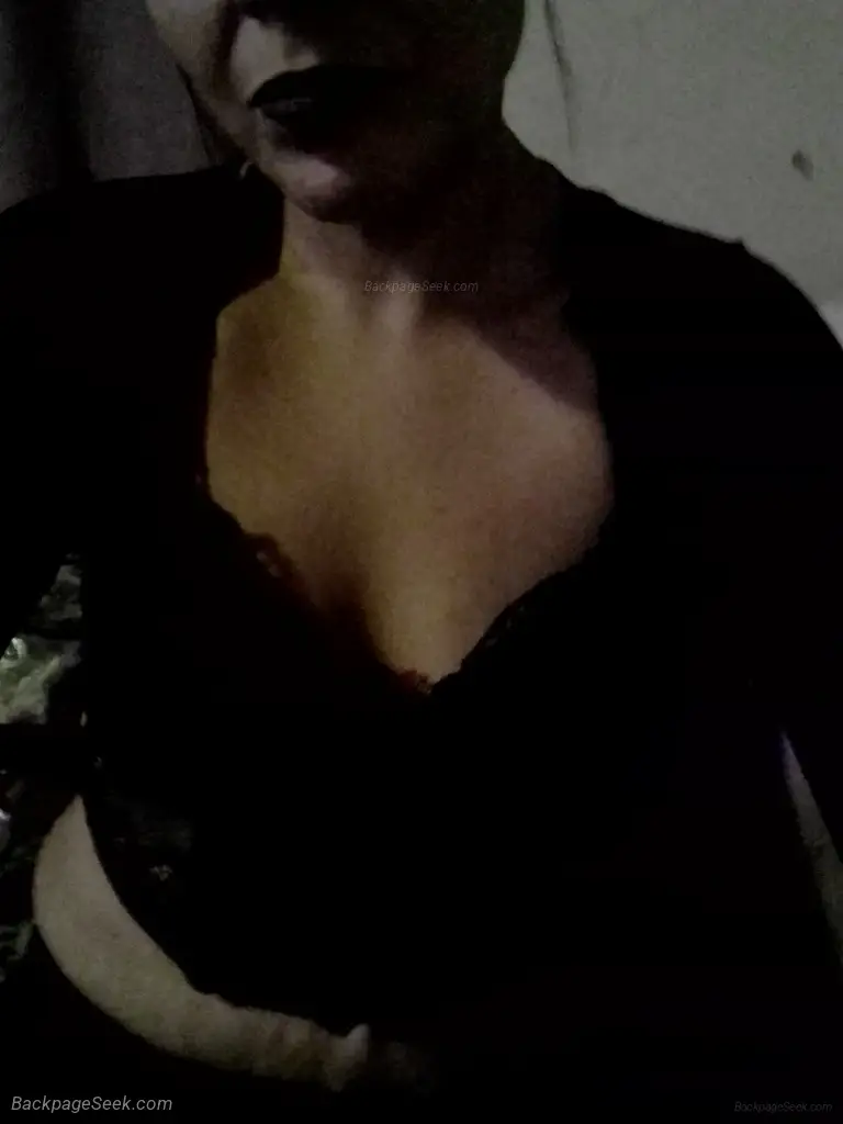 Come Play With This Bad Girl in Edmonton – Women Seeking Men photo 4