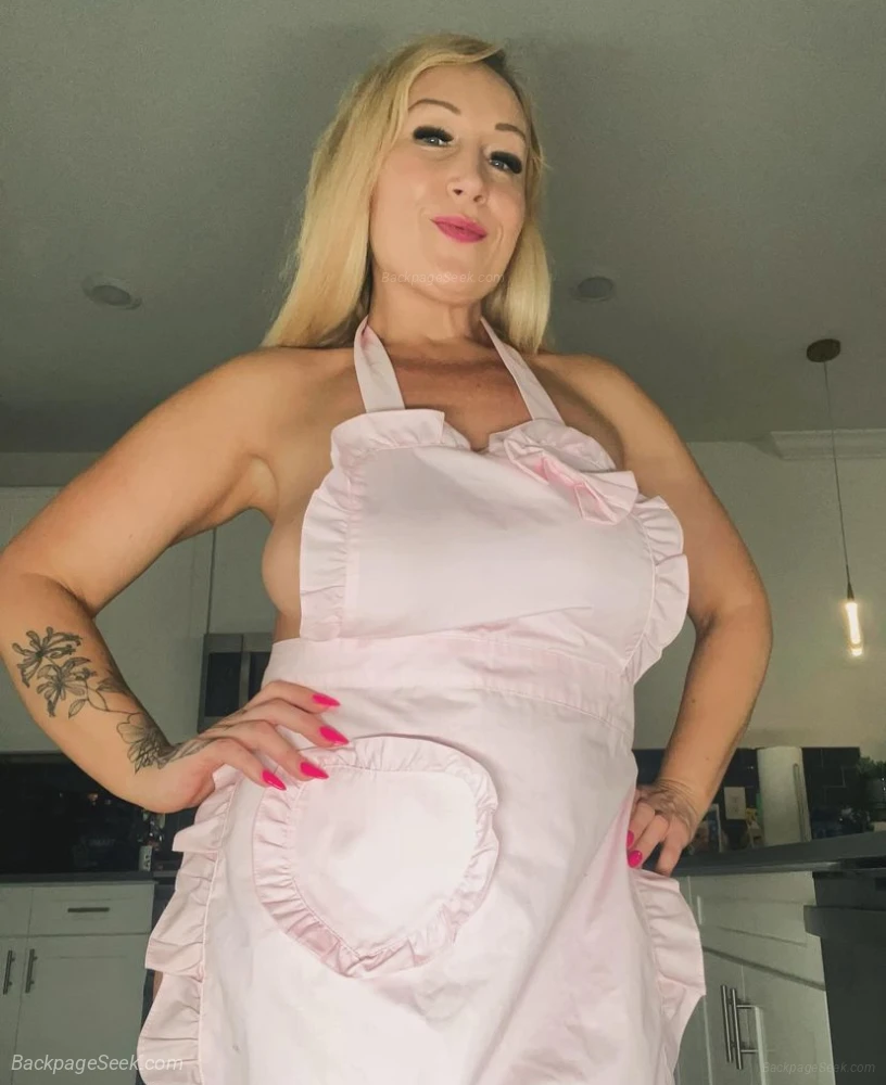 HOT FEMALE DOWN FOR MEET UPS in Edmonton – Women Seeking Men photo 5