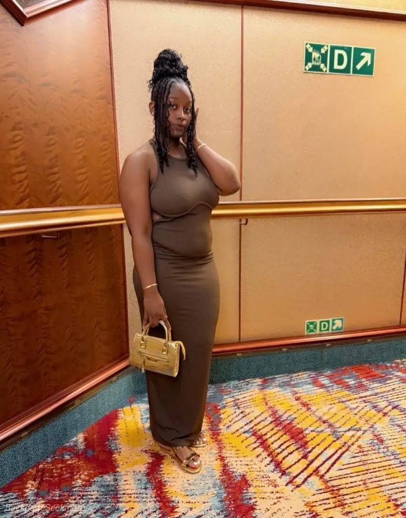 Sweet enough to tempt you wild enough to keep you curious in Fayetteville – Women Seeking Men photo 6
