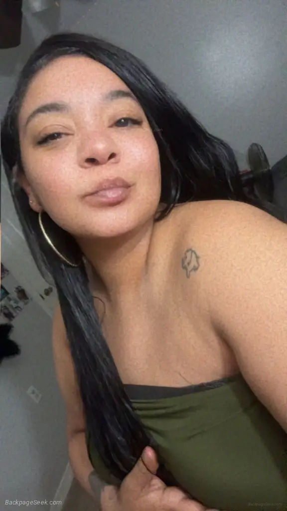 Sweet confident and a little adventurous in Fayetteville – Women Seeking Men photo 2