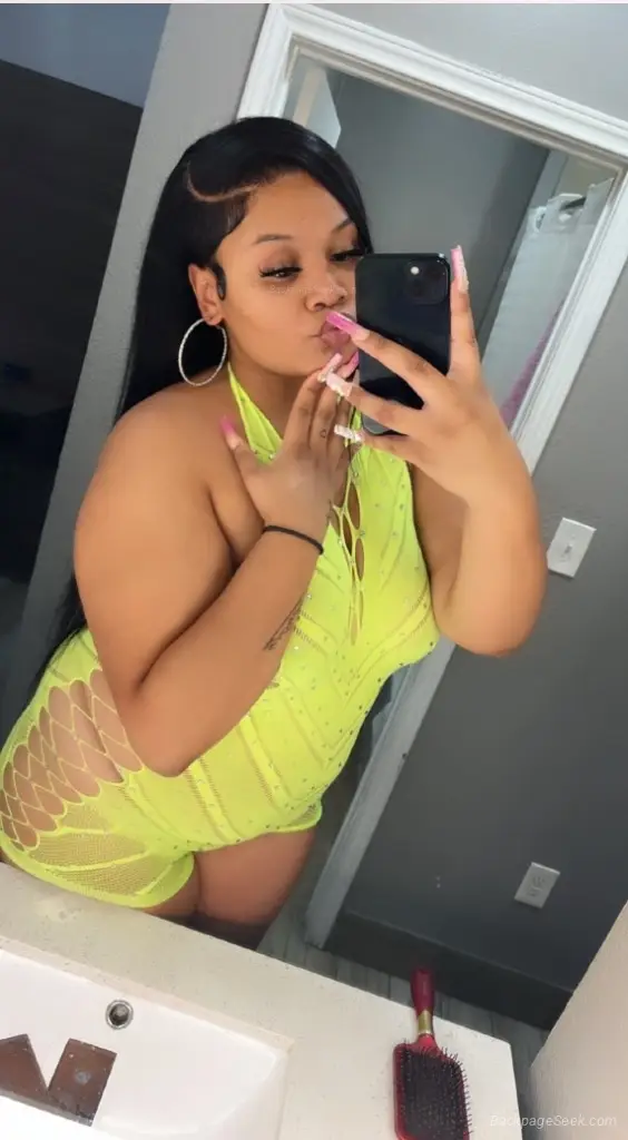 Perfect Playmate Thick Sexy Lightskin Blasian Throat Goat Creamer