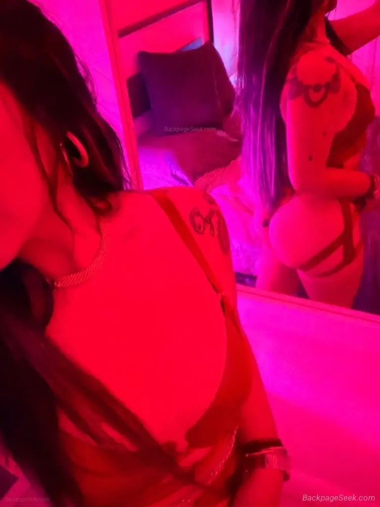 sexy latina flakita y caliente con lindo cuerpo in Fort Myers – Women Seeking Men photo 2