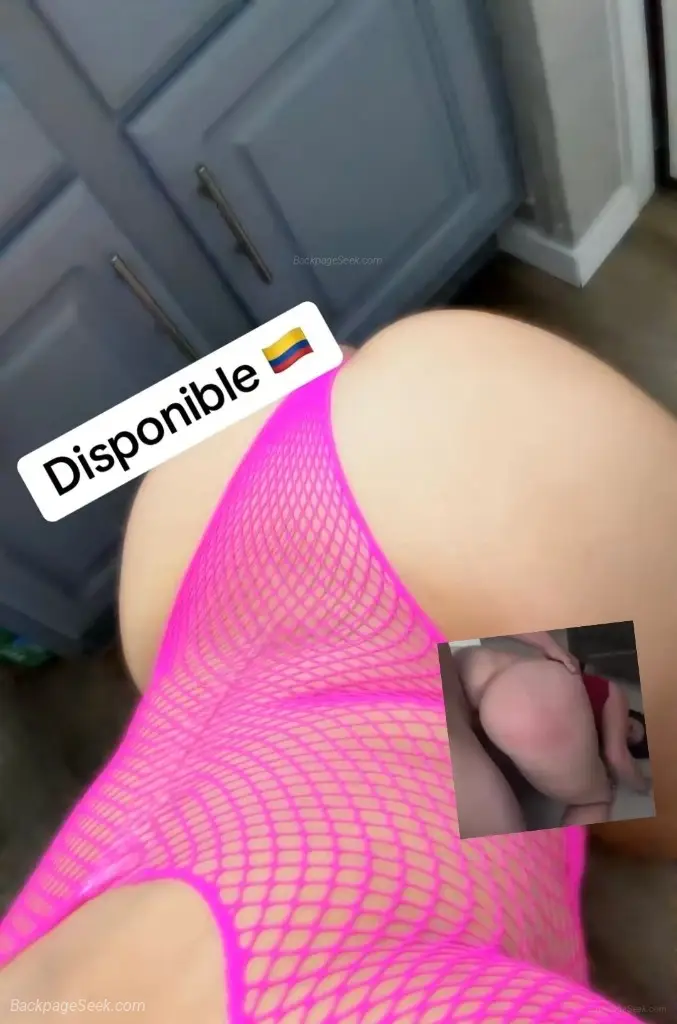 Hola soy una linda chica caliente y complaciente