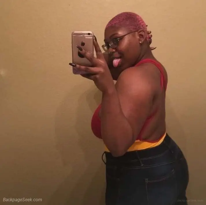 SEXY THICK CHOCO BABY REAL SWEET AND AIM TO PLEASE HMU AND S... in Fort Worth – Women Seeking Men photo 2