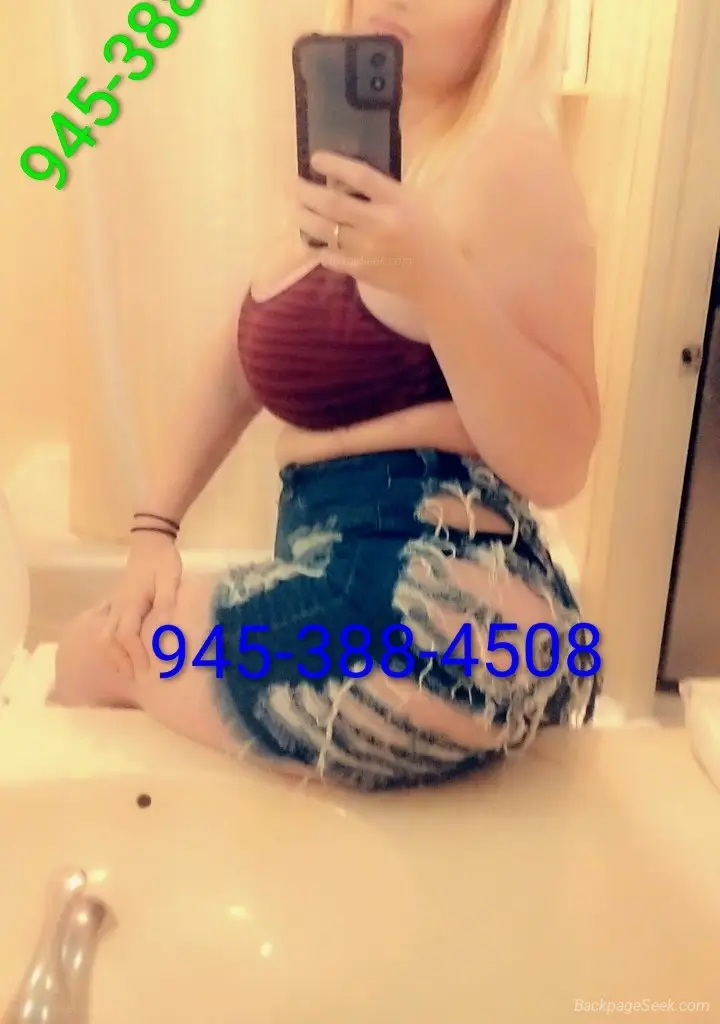 I m REAL Gorgeous MILF with a THICK THICK THICK Booty and Sm... in Fort Worth – Women Seeking Men photo 6