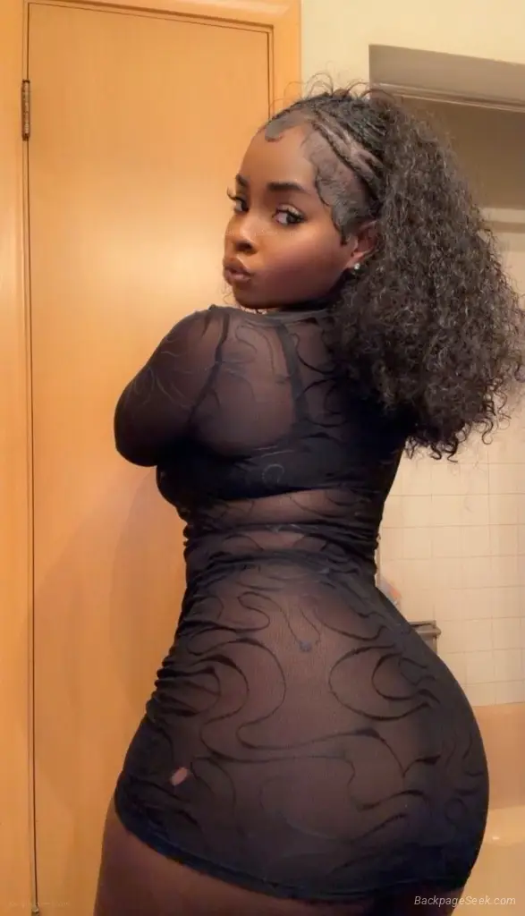 sexy curvy exotic ebony hello daddy i am available 247 for y... in Fresno – Women Seeking Men photo 3