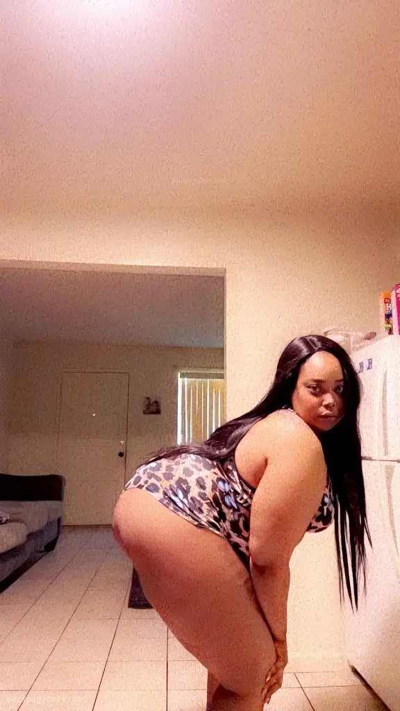Incalls only Nicole loves doggystyle