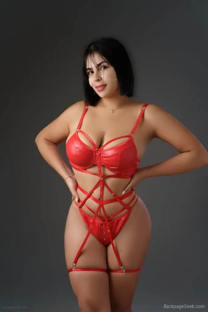 sexy and cuvy latina in Fresno – Women Seeking Men photo 3