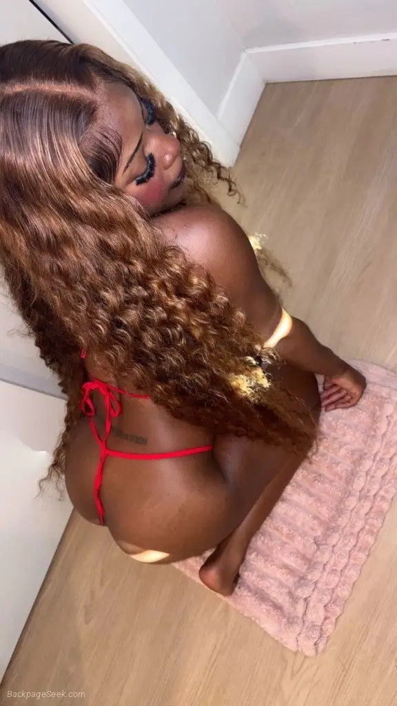 YOUR NEW FAVORITE DISTRACTION One Click Away From Exclusive... in Fresno – Women Seeking Men photo 3