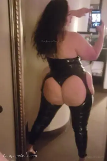 38DDD Milf Busty Curvy Brittany is back Simply The Best in Fresno – Women Seeking Men photo 5
