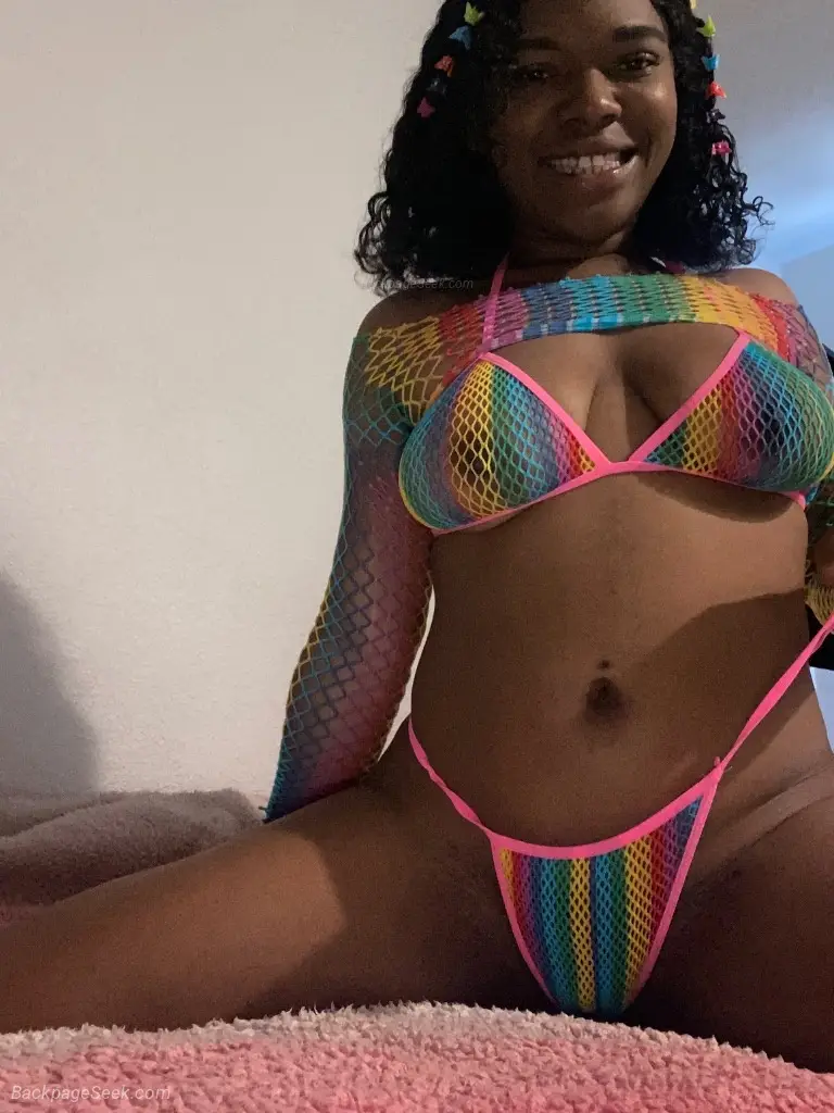 petite ebony Gentlemens favorite chocolate SeXY petite FreaK in Fresno – Women Seeking Men photo 3