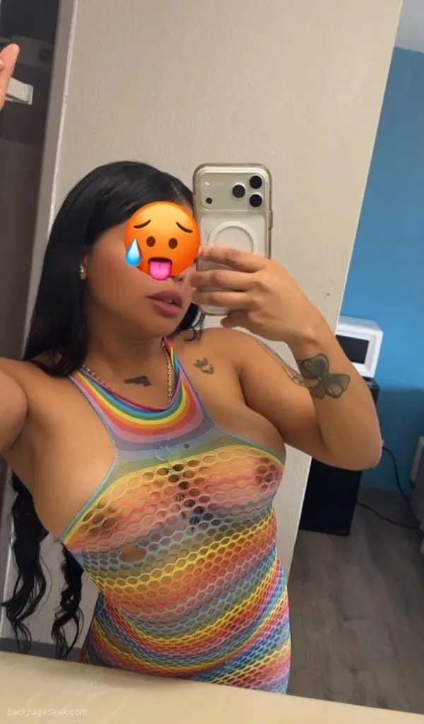 Disponible de 11am a 11pm rikaa latina totona jugosa
