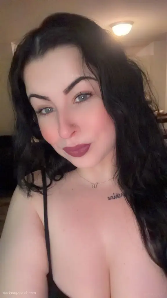 let this blue eyed beauty make your day in Grand Rapids – Women Seeking Men photo 6