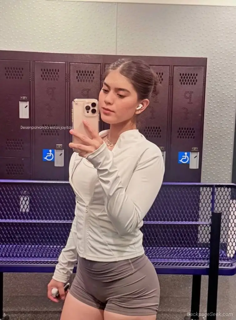 nice woman looking for friends in Hartford – Women Seeking Men photo 4