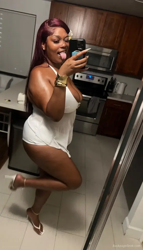Thick Pretty and Slutty Lets gets Nasty in Honolulu – Women Seeking Men photo 5
