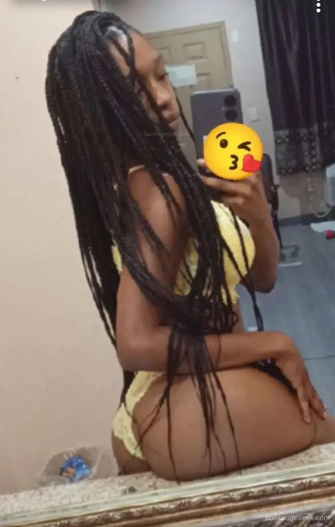 Available incall/outcall roses