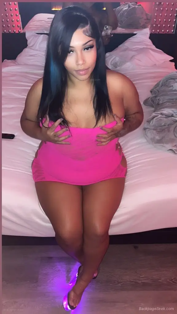 Relax With Red in Houston – Women Seeking Men photo 3