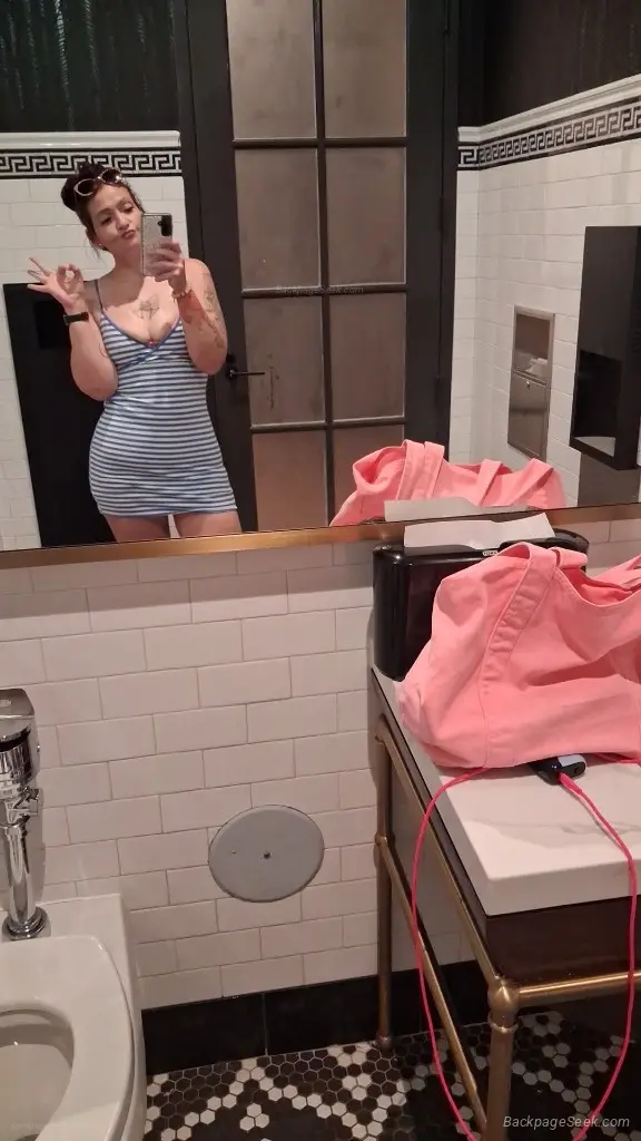 do it doggy style so we can1 both watch x-files in Houston – Women Seeking Men photo 2