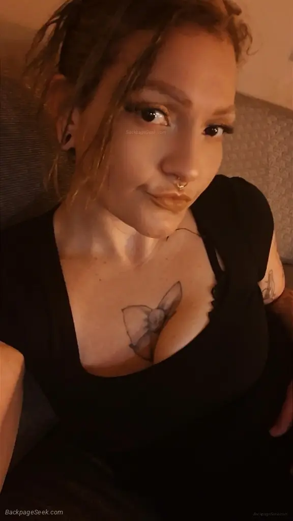 do it doggy style so we can1 both watch x-files in Houston – Women Seeking Men photo 6