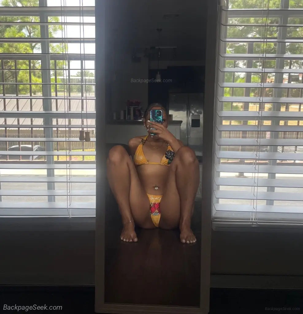 SEXY BLASIAN SLUT WHO LIKES TO FUCK 25 ft shows in Houston – Women Seeking Men photo 2