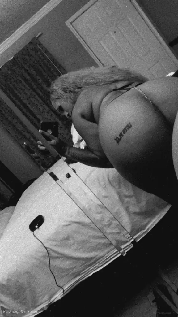 THE ONE AND ONLY FREAK in Houston – Women Seeking Men photo 3