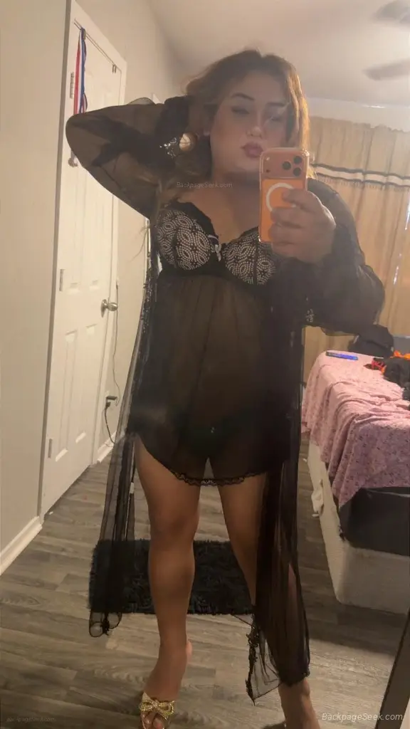 SHIRLEY LATINA