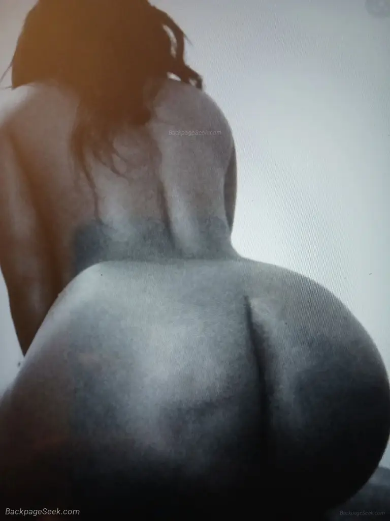 New To The AreaLookingForCleanFunSeriousInquiriesOnlyPleaseO... in Houston – Women Seeking Men photo 2