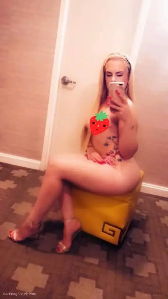 Topless Friday submissive LO im availlabe come see about me in Houston – Women Seeking Men photo 6