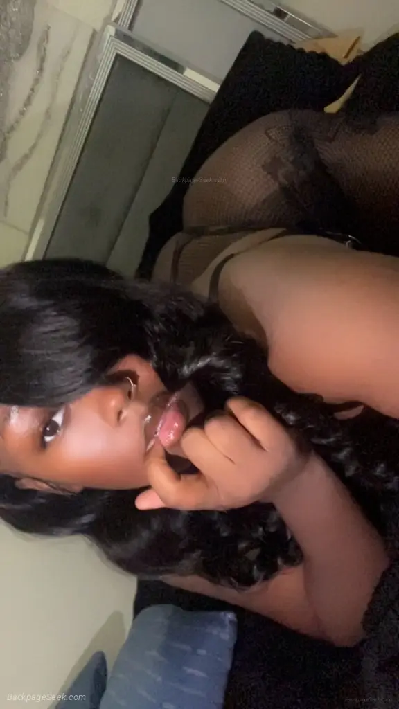 Exclusive Discreet Exactly Your Type in Houston – Women Seeking Men photo 4